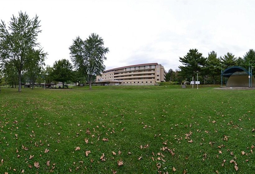 Отель Days Inn By Wyndham Oil City Conference Center