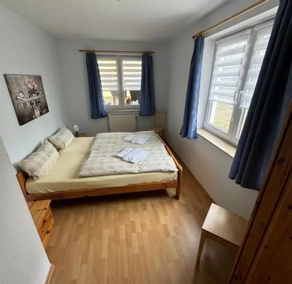 בית מלון כפרי Seeschlösschen & Ostseeperle