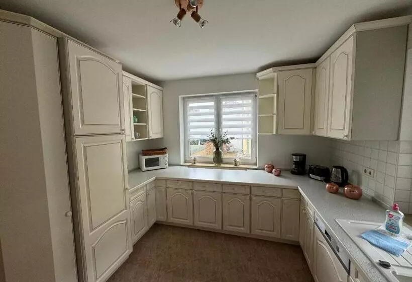 בית מלון כפרי Seeschlösschen & Ostseeperle