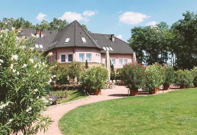 בית מלון כפרי Granada Conference, Wellness And Sport