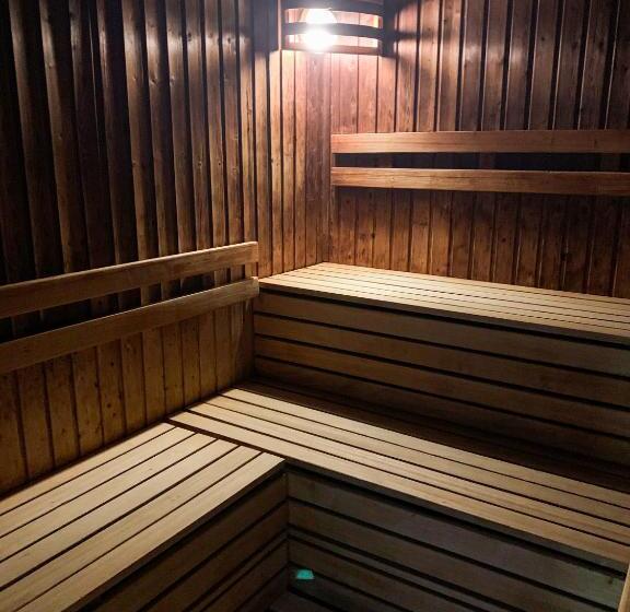 ホテル Granada Conference, Wellness And Sport