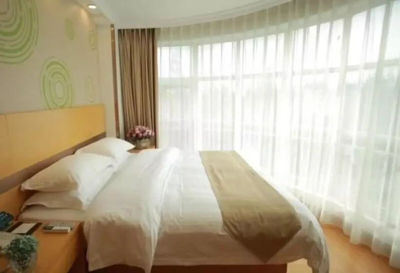 Otel Greentree inn Suites Hongqiao Airport Branch