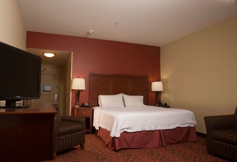호텔 Hampton Inn Tomah