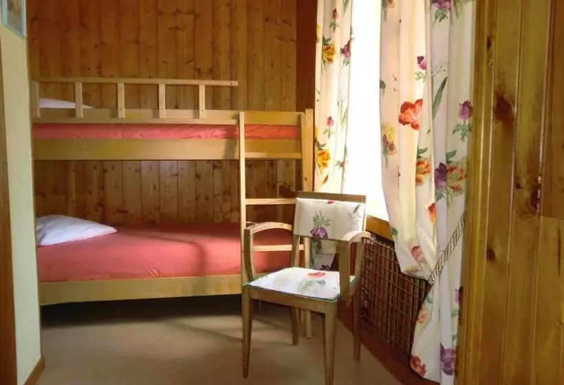 هتل Hôtel La Vallée