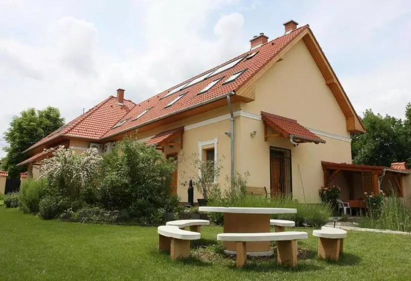 Отель élet Es Energia Egészségjavító Szalon