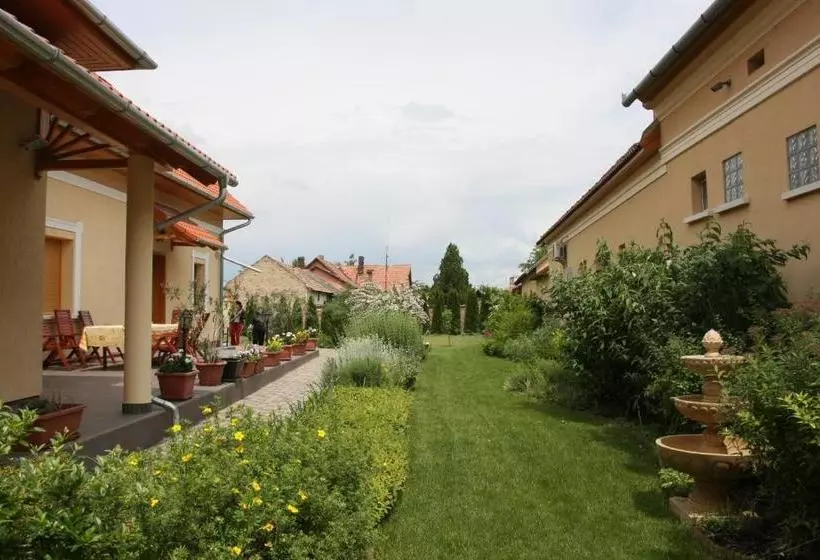 Отель élet Es Energia Egészségjavító Szalon