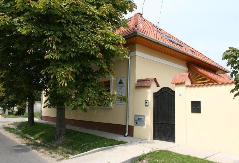 בית מלון כפרי élet Es Energia Egészségjavító Szalon