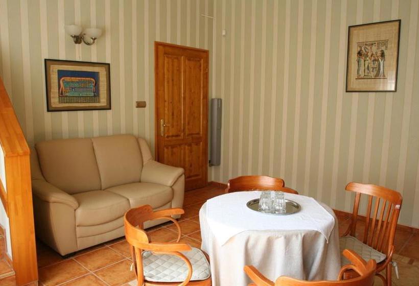 בית מלון כפרי élet Es Energia Egészségjavító Szalon