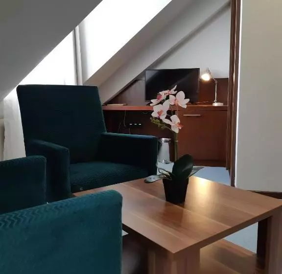 London Boutique Hotel & Restaurant