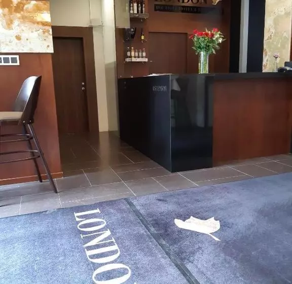 London Boutique Hotel & Restaurant