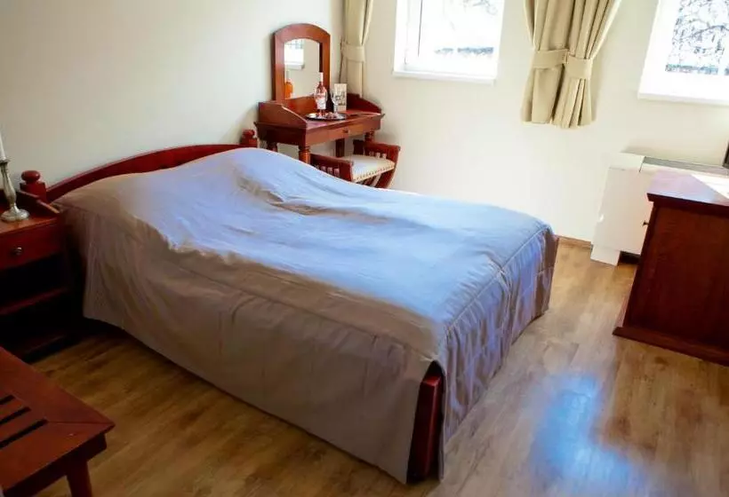 فندق Mathias Rex