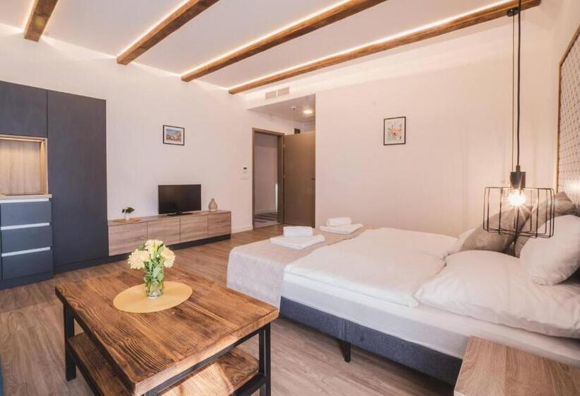 فندق Mathias Rex