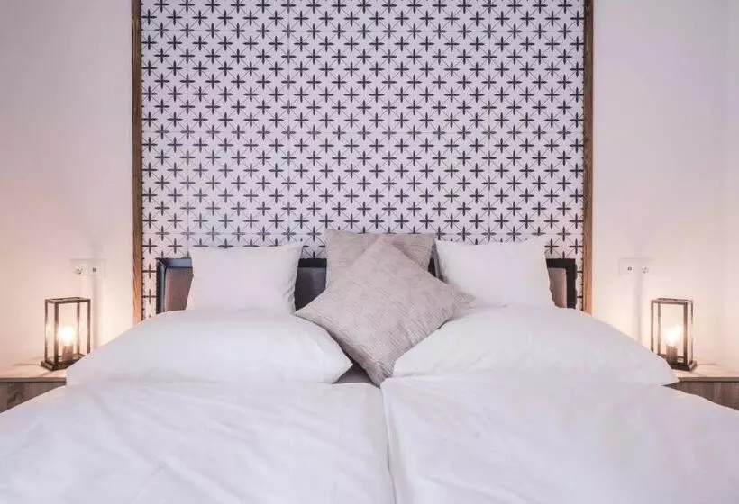 فندق Mathias Rex