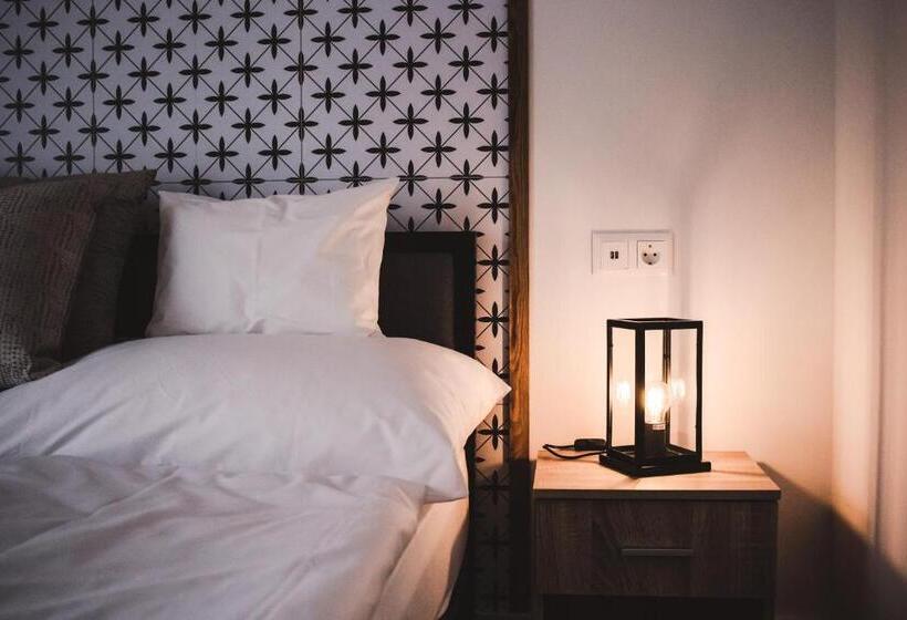 فندق Mathias Rex