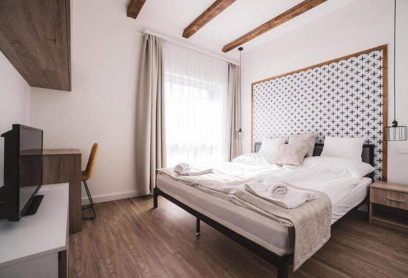 فندق Mathias Rex