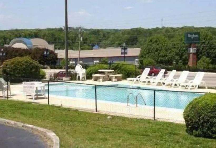 Отель Scottish Inns