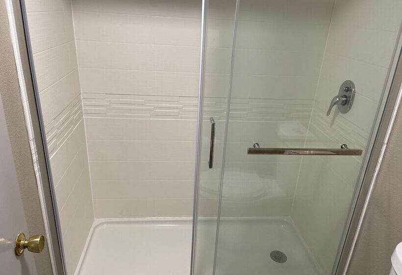 בית מלון כפרי Scottish Inns