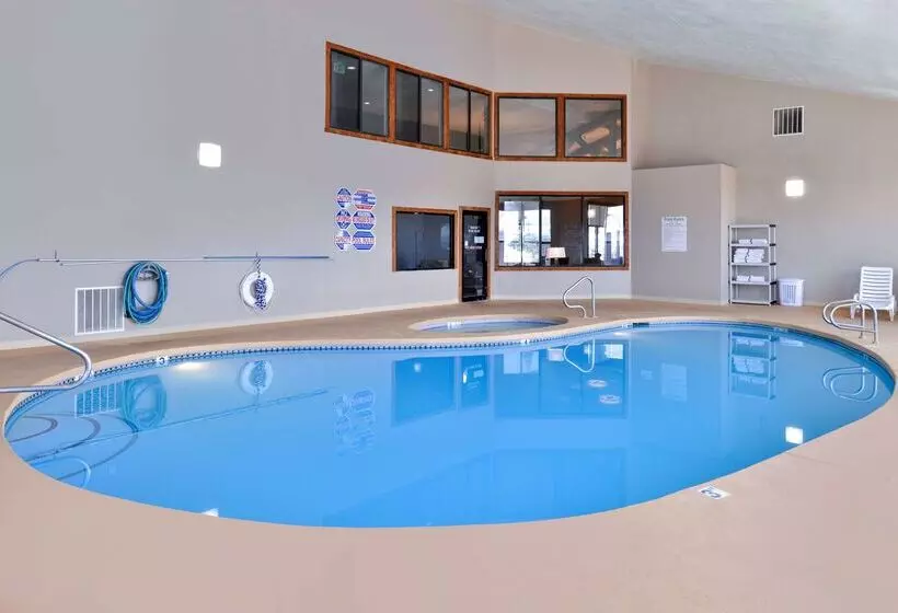 Отель Wingate By Wyndham Beaver I15