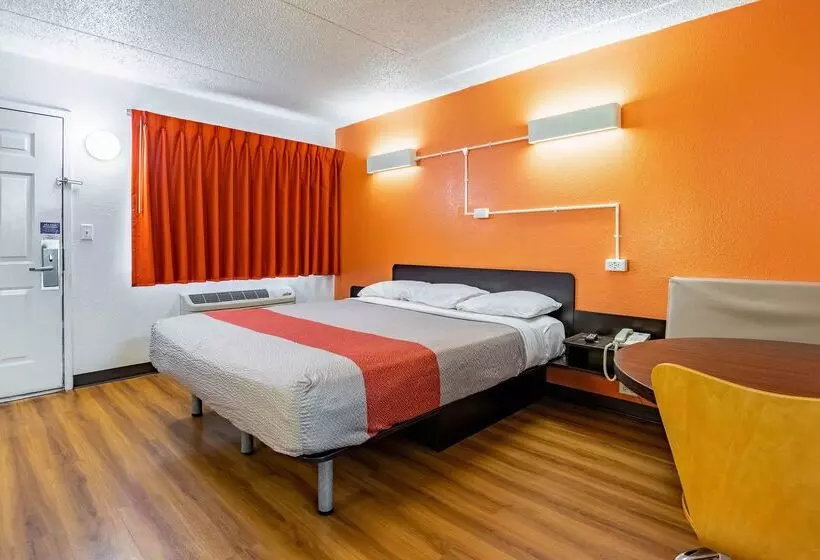 Motel 6joliet, Il I80