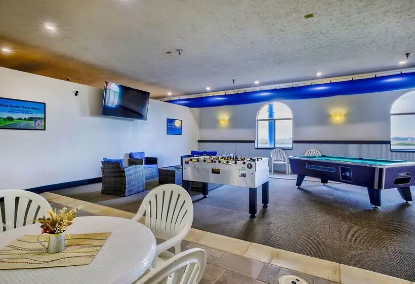 Motel 6 Percival, Ia