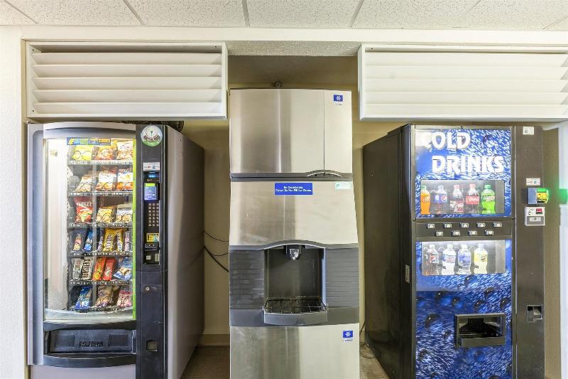 Motel 6 Percival, Ia