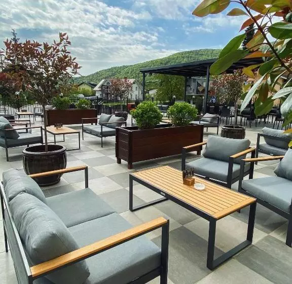 پانسیون Guest House Mlada Lipa