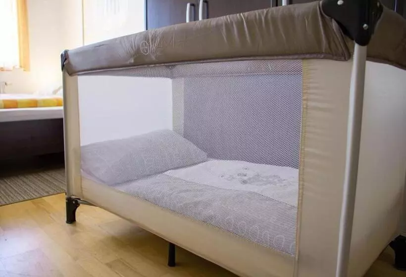 پانسیون Guest House Mlada Lipa