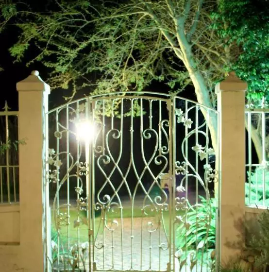 פנסיון The Old Trading Post