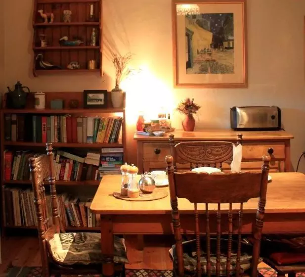 פנסיון The Old Trading Post