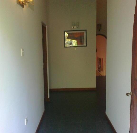 منتجع Roman Beach