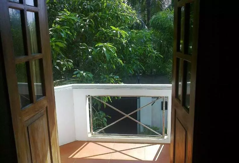 リゾートホテル Roman Beach