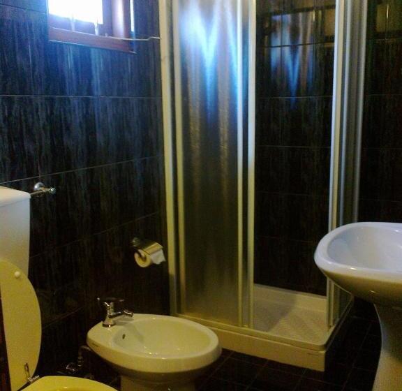 منتجع Roman Beach