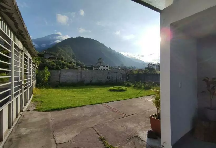 Elegante Apartamento Con Vistas Al Volcán Tungurahua