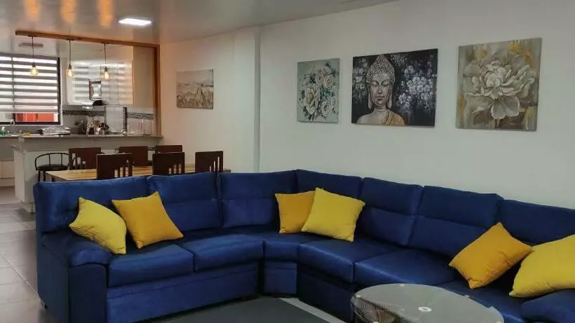 Elegante Apartamento Con Vistas Al Volcán Tungurahua