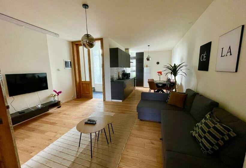 Bohemian 2bdr Apartment Antwerp Center