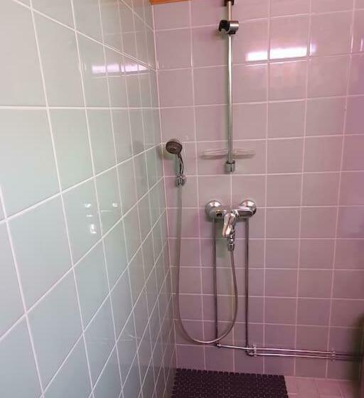 Mökki Ja Rantasauna Saimaan Rannalla