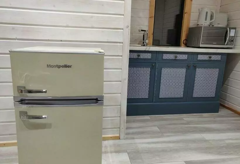 Cosy Log Cabin With Views Of Scrabo Tower