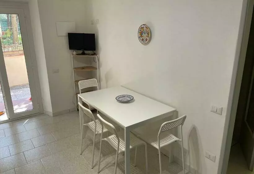 Giardino Nord   Il Mare A Pochi Passi