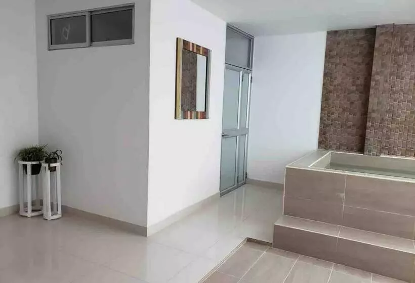 Casa Moderna En El Centro De Mariquita