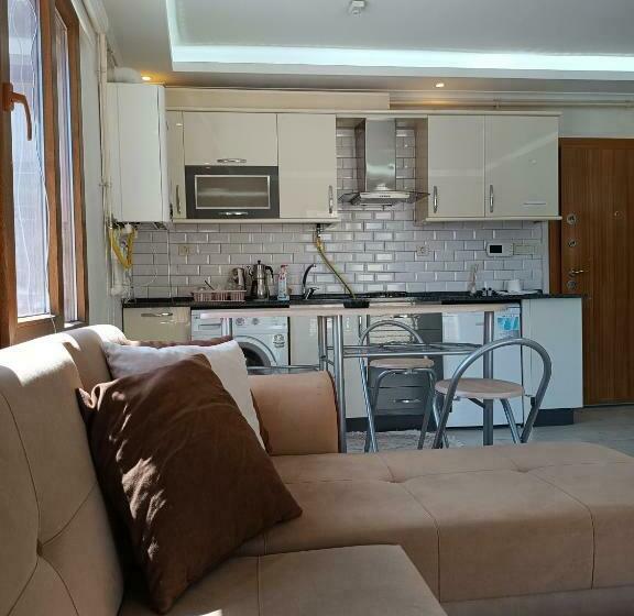 İsmail Yılmaz Apart