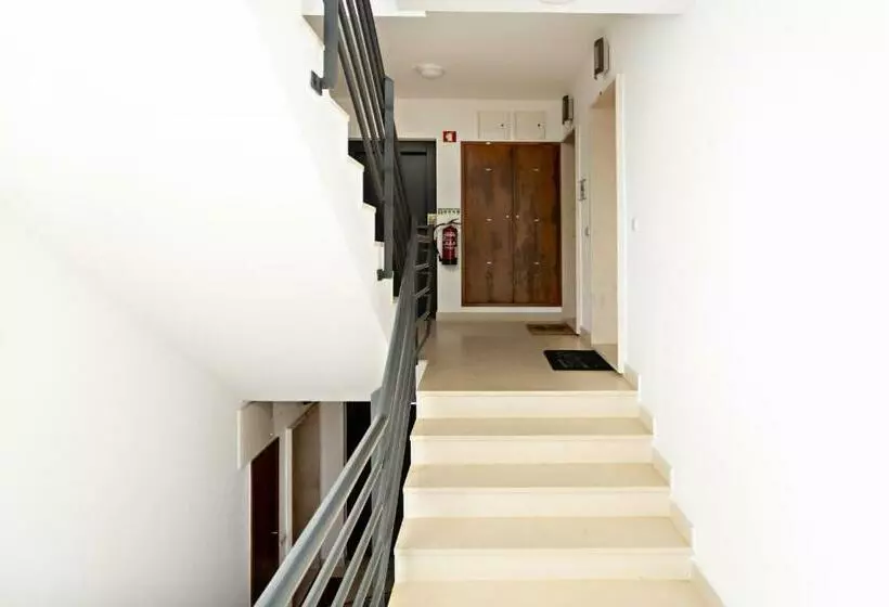 Ocean Breeze Apartment