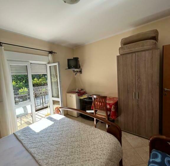 Room Jovan,on The Sea With Free We Fi