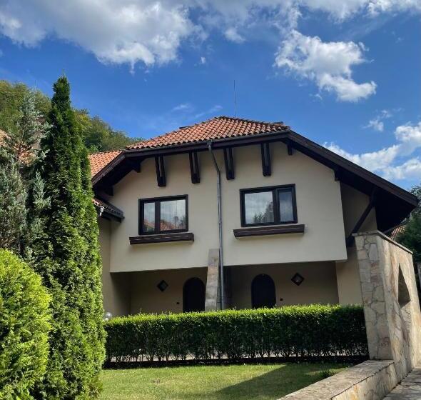 вила 11   семейна почивка в сърцето на балкана