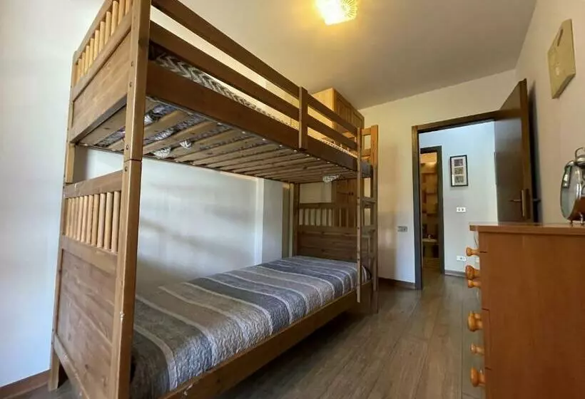 027 Trilocale, Giustino