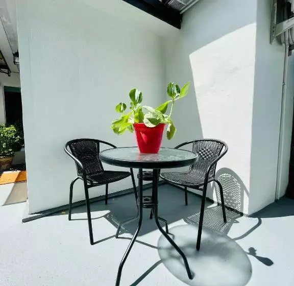 Our Lovely Nest, Free Parking & Wi Fi