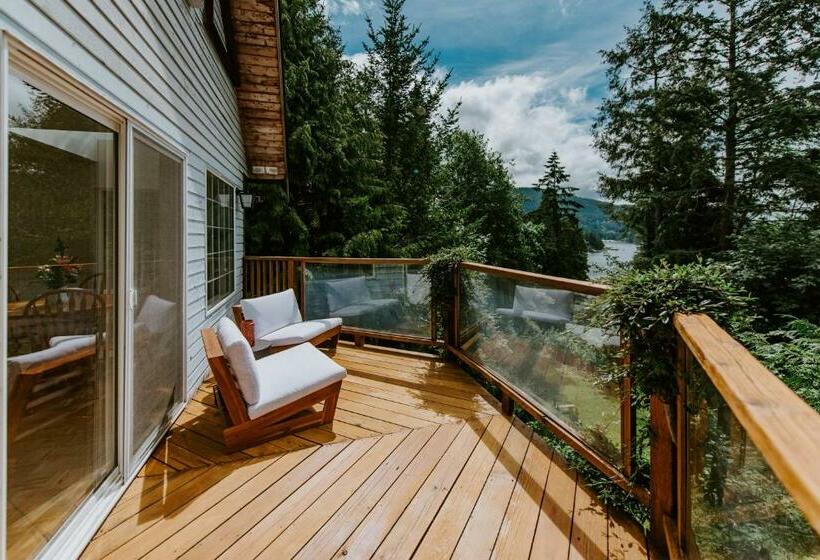 Serene, Tranquil, Oasis With Stunning Ocean Views Of Pender Harbour