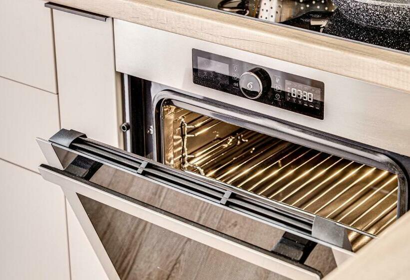 Ari Pink & Turquoise Afi Mall High End Apartments