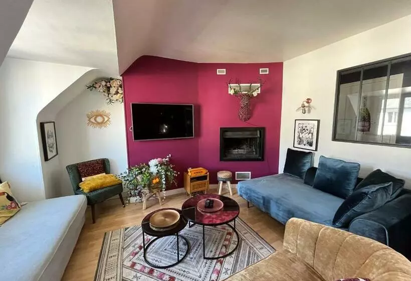 Gallina Yourhosthelper