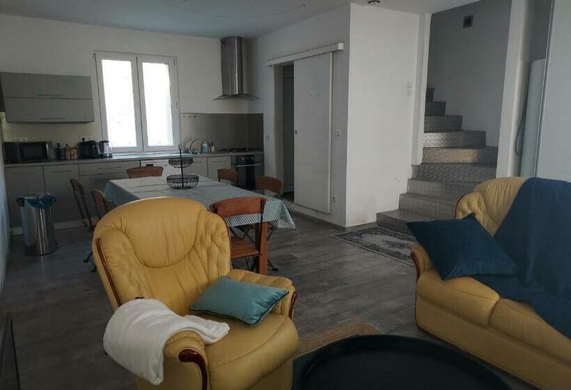 Maison Entre Nîmes Avignon Arles