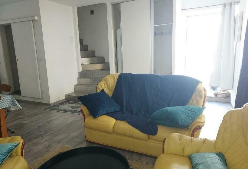 Maison Entre Nîmes Avignon Arles